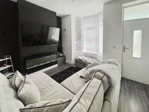 Lounge- click for photo gallery